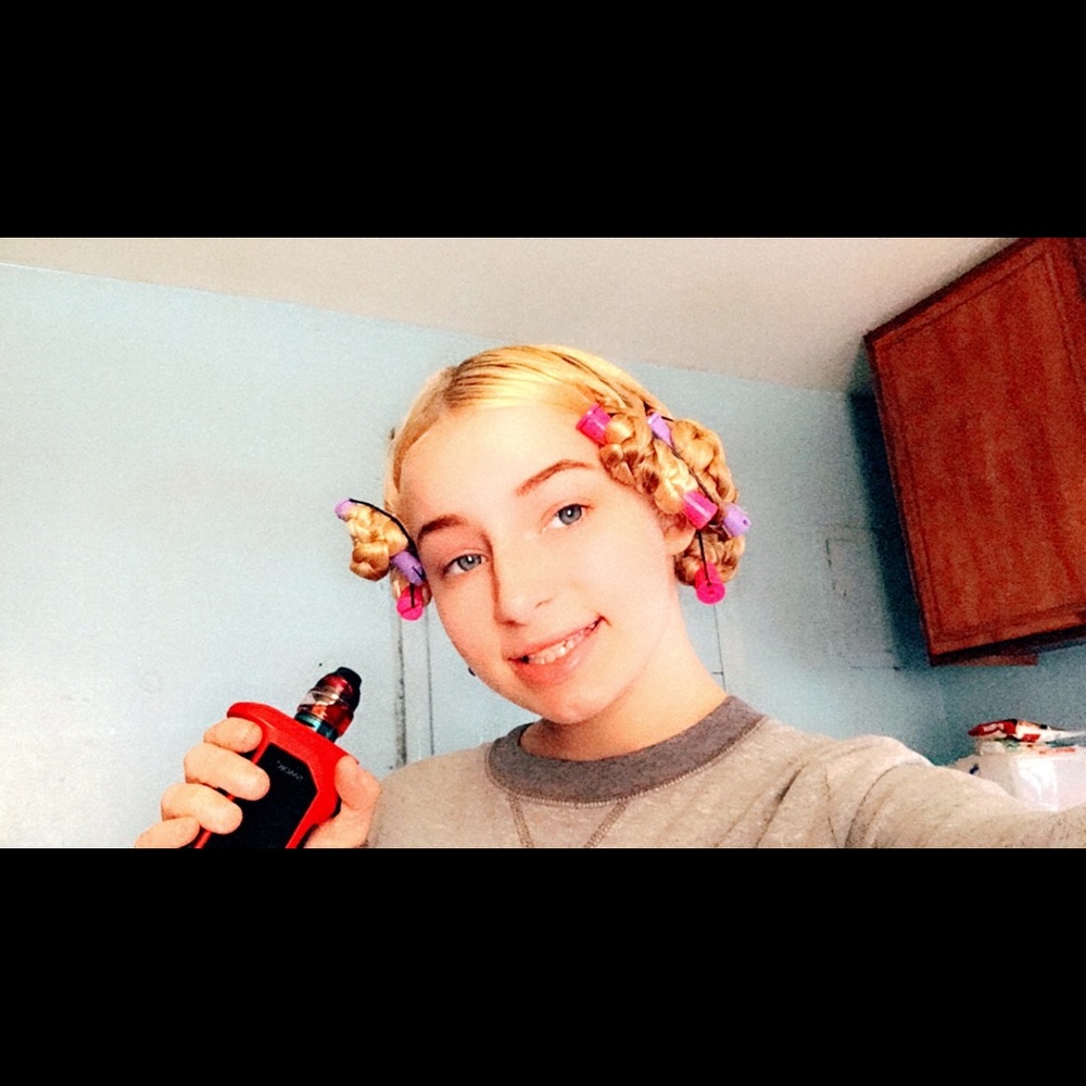 Meet your Posher, Malaya